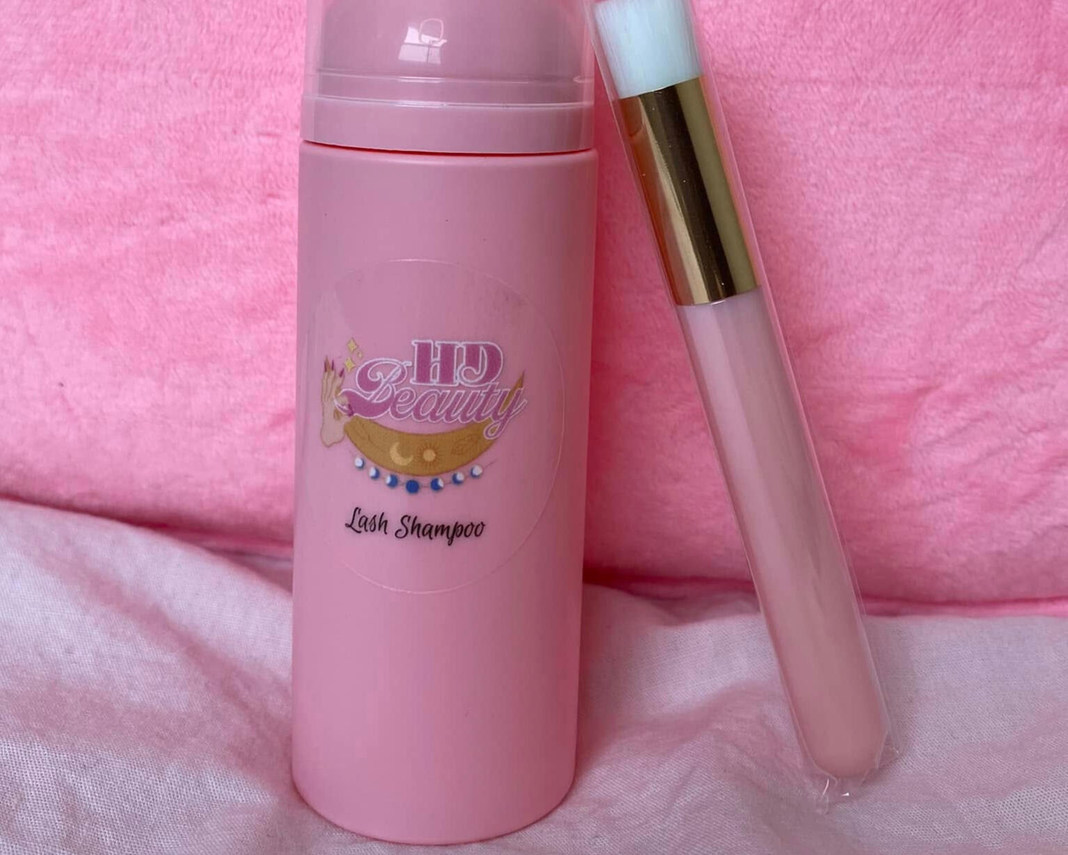 Giselle Llamas's motion graphics CV Logo Giselle Llamas's motion graphics CV Logo